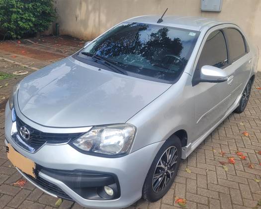 TOYOTA ETIOS 1.5 PLATINUM SEDAN 16V FLEX 4P AUTOMÁTICO TOYOTA ETIOS 1.5 PLATINUM SEDAN 16V FLEX 4P AUTOMÁTICO